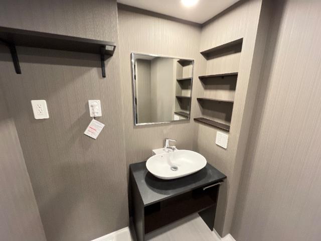 洗面設備　洗面化粧台
