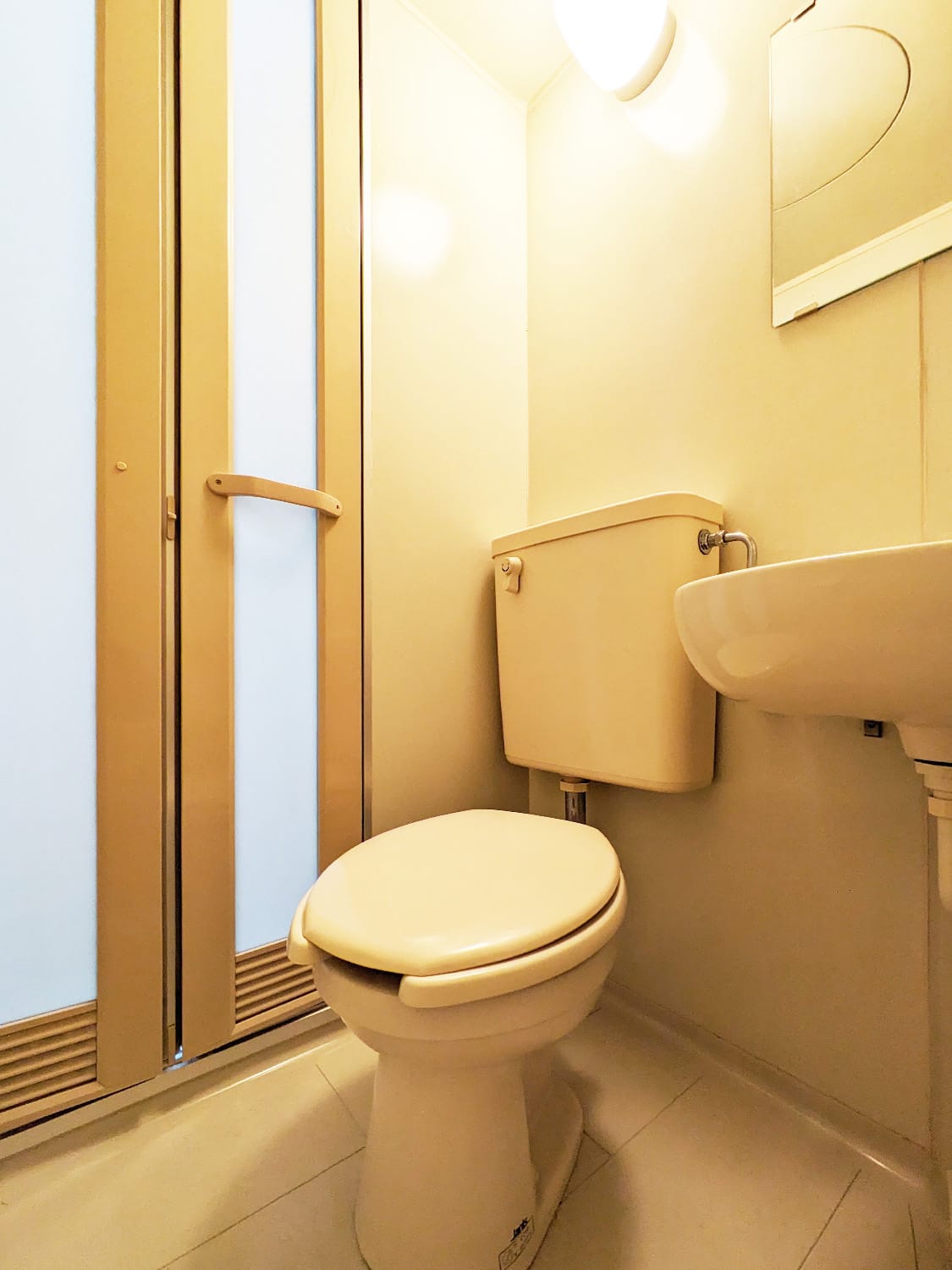 ファミーユTAKADAのトイレ写真