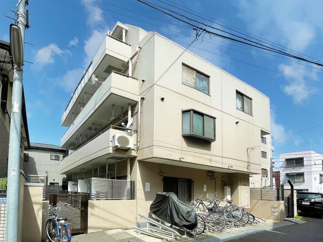 ファミーユTAKADA