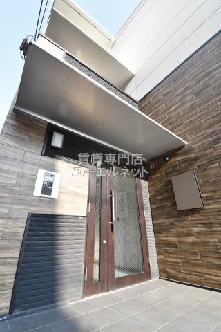 建物外観　綺麗な外観
