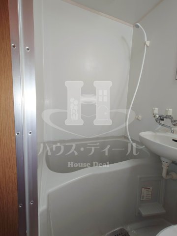 バス・シャワールーム　日々の暮らしに欠かせないお風呂です