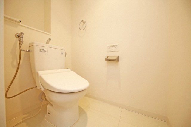 地下鉄南北線 大通駅 徒歩5分 15階建 築20年のトイレ写真