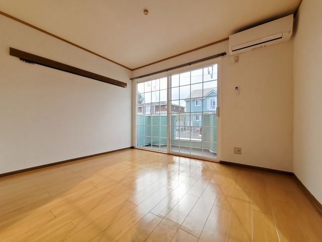 ポポラーレIの居間写真