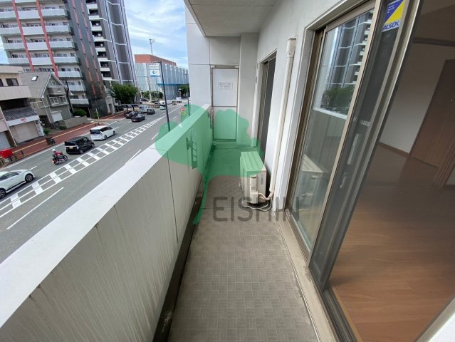 バルコニー　日当たりの良いバルコニーです！