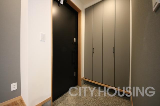 玄関　※同タイプ部屋の写真です。