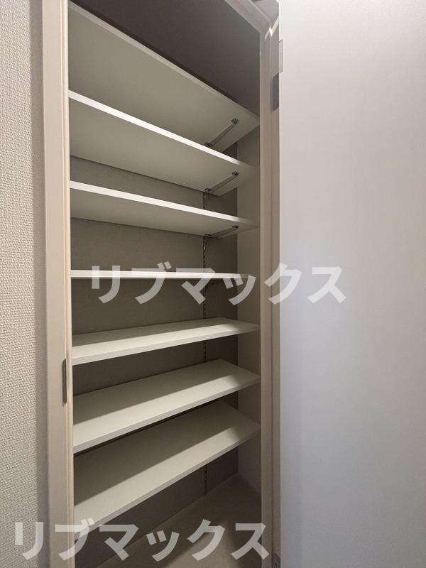 収納