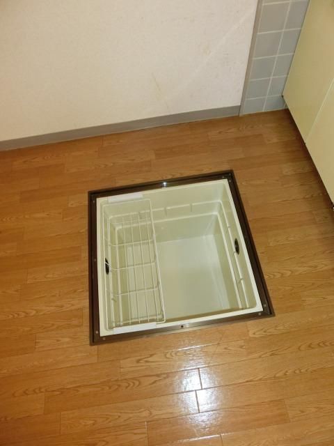 その他　床下収納もございます