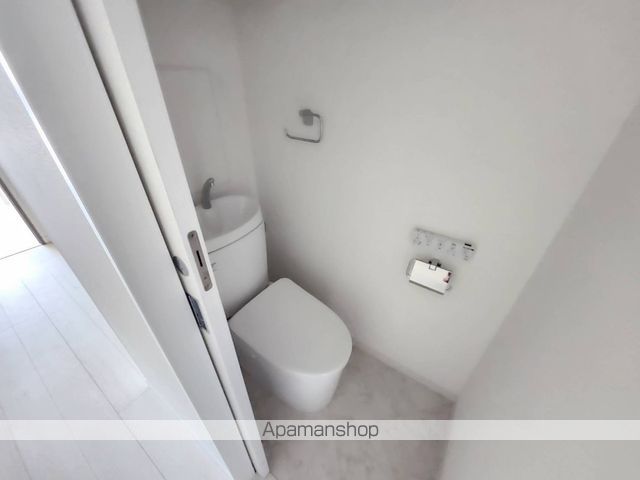 ＪＲ総武線 両国駅 徒歩7分 9階建 築3年のトイレ写真