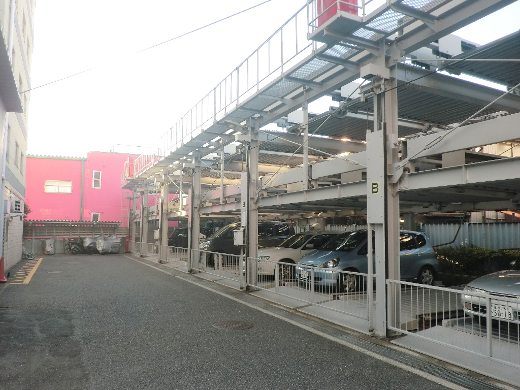 駐車場　現在空きなし