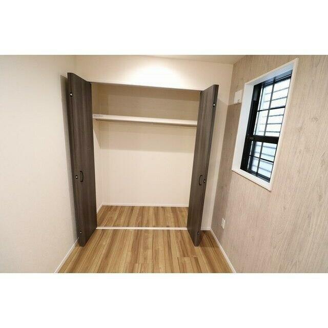 収納　洋室収納