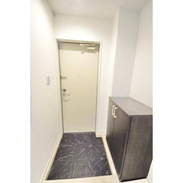 玄関　別部屋反転写真