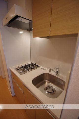都営新宿線 住吉駅 徒歩7分 7階建 築18年のキッチン写真