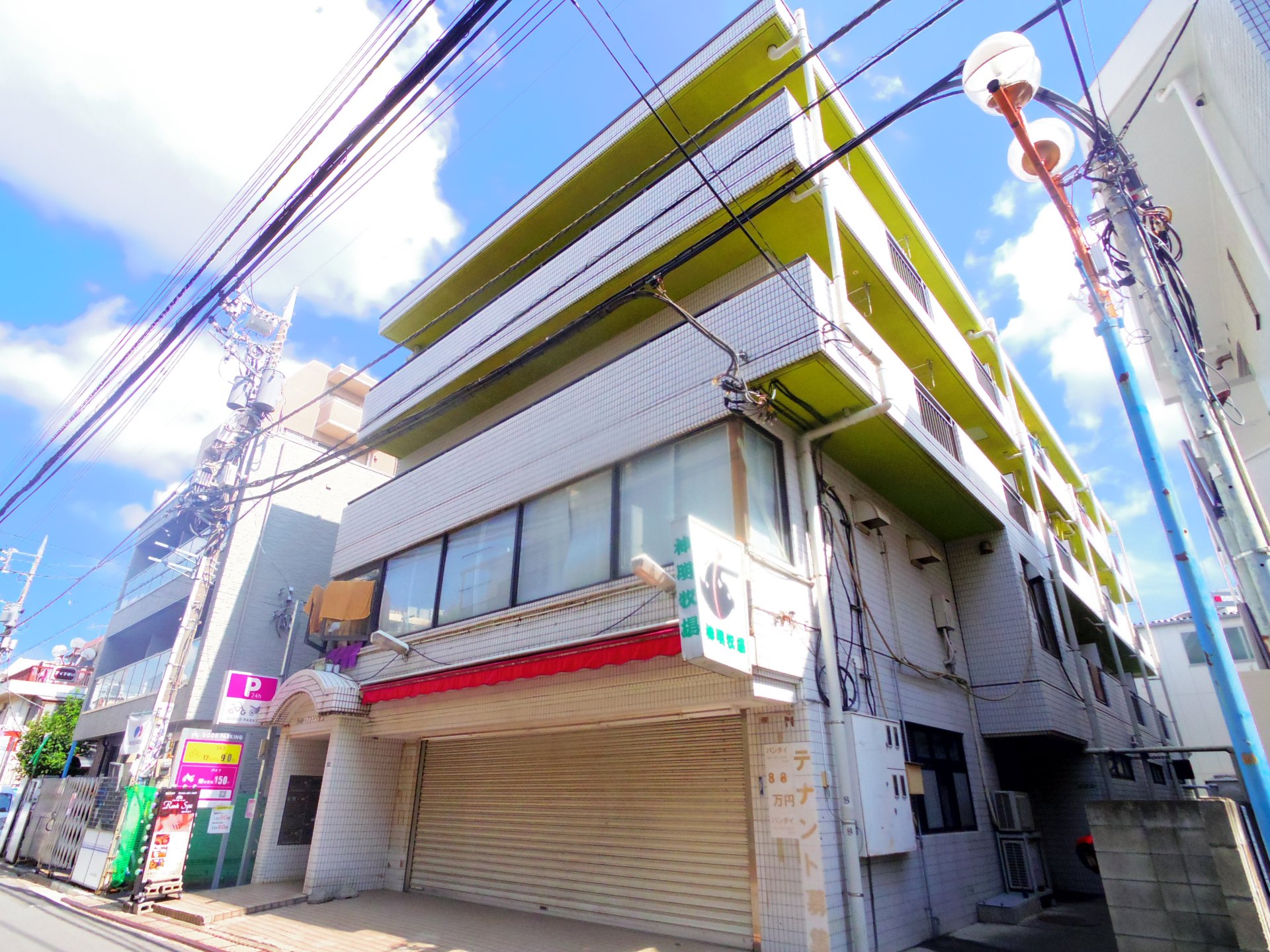 建物外観