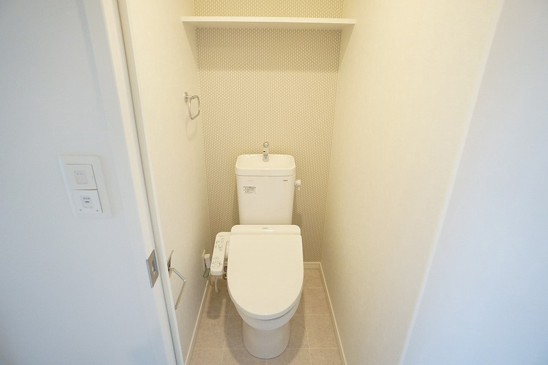 ＪＲ鹿児島本線 香椎駅 徒歩9分 15階建 築7年のトイレ写真
