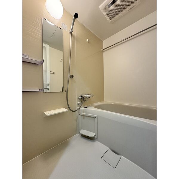 バス・シャワールーム　別部屋の写真です。※現状優先