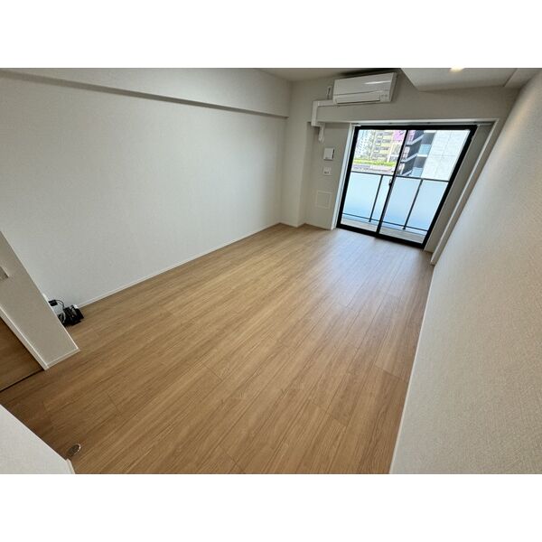 居室・リビング　別部屋の写真です。※現状優先