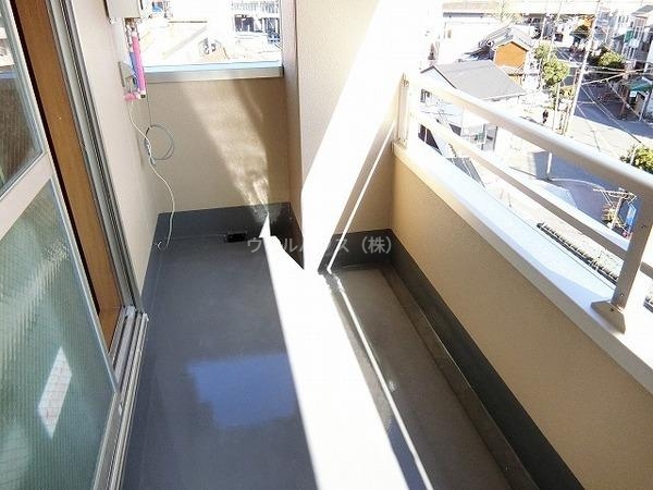 バルコニー　南向きバルコニー！