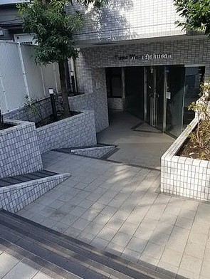 エントランス　ライオンズプラザ白山
