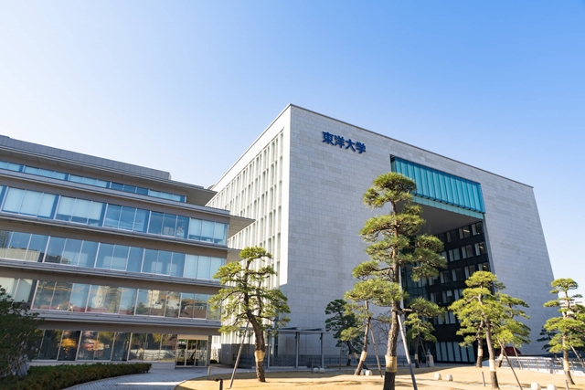 大学・短大　私立東洋大学（大学・短大）まで654m