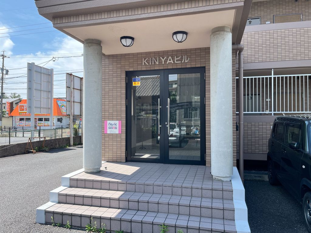 KINYAビルの外観写真