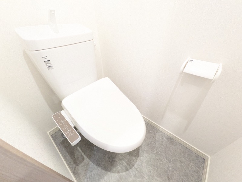 REGIA衣摺 B棟のトイレ写真