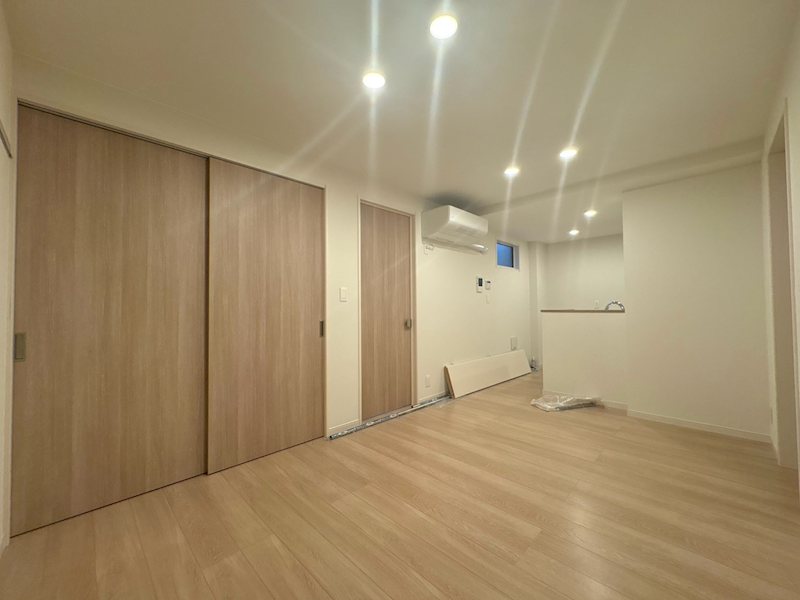 North Side Villageの居間写真
