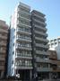 建物外観　マンション出ればすぐ駅です