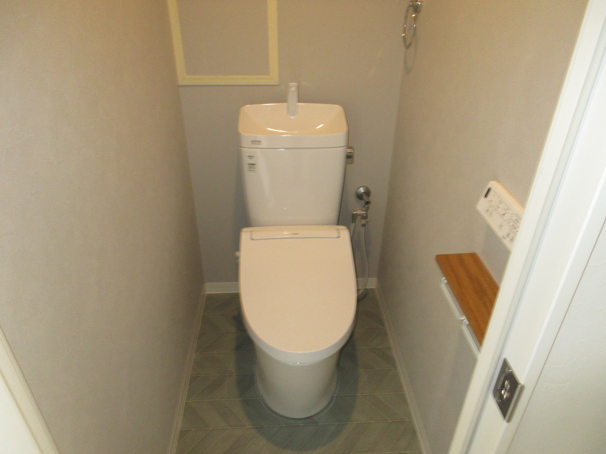 地下鉄谷町線 平野駅 徒歩2分 9階建 築31年のトイレ写真