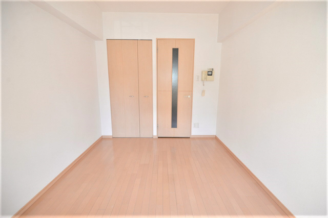居室・リビング　写真は同マンションの別のお部屋のものです