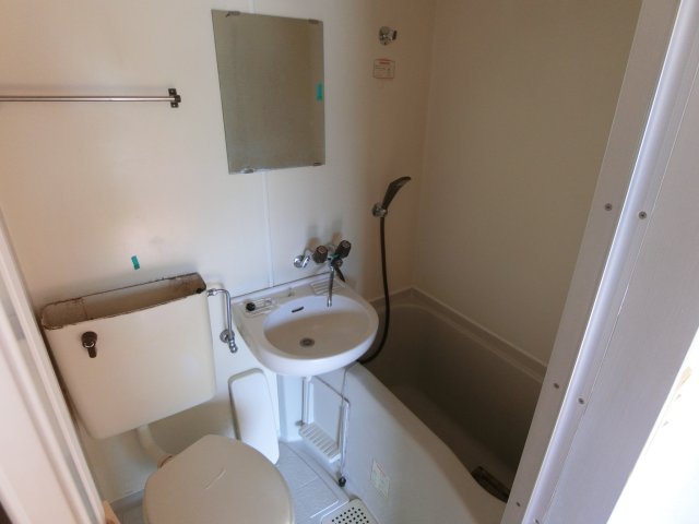 バス・シャワールーム　他のお部屋の参考写真となります。