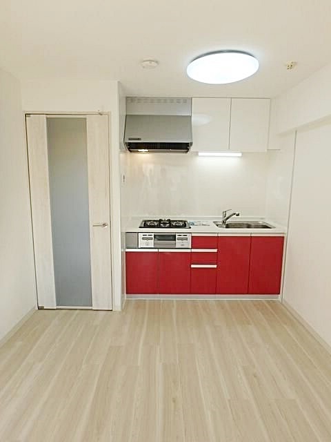 居室・リビング　【南向きの明るいお部屋！】お問い合わせはお早めに♪