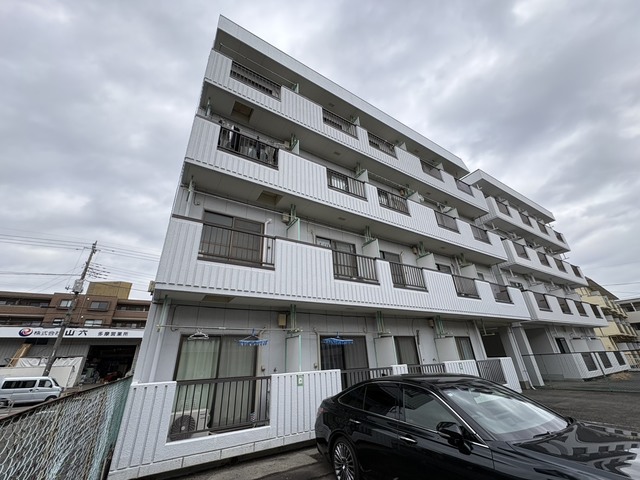 多摩都市モノレール 大塚・帝京大学駅 徒歩5分 築38年