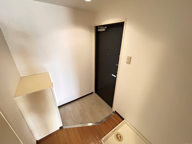 玄関　玄関です。