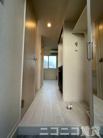 玄関　別号室イメージの為、現状を優先致します。