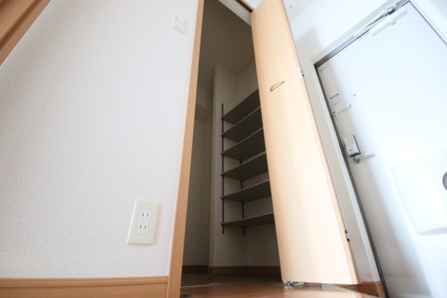 収納　※別室の参考写真の為、現況優先です。