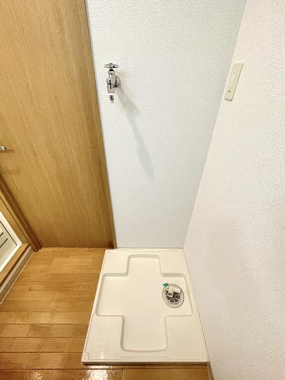 地下鉄七隈線 薬院駅 徒歩7分 7階建 築22年の外観写真