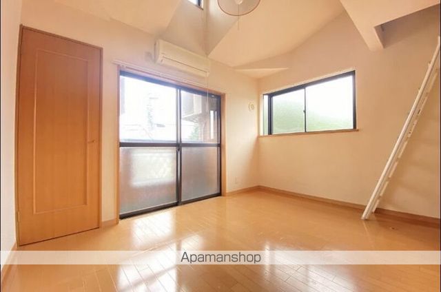 プログレス井尻の居間写真
