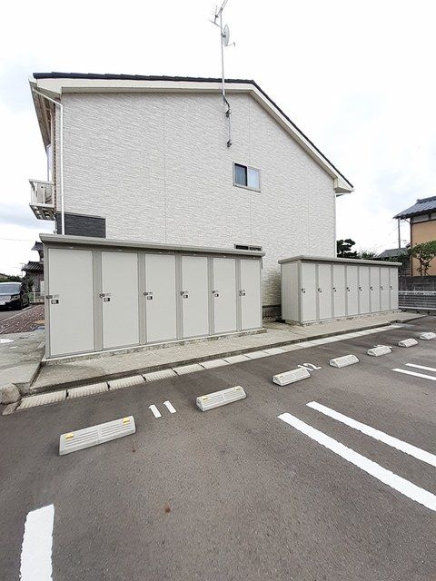 ＪＲ弥彦線 燕駅 バス乗車時間：10分 最寄りバス停で下車 徒歩3分 2階建 築9年のその他写真