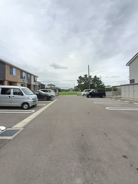ＪＲ弥彦線 燕駅 バス乗車時間：10分 最寄りバス停で下車 徒歩3分 2階建 築9年のその他写真