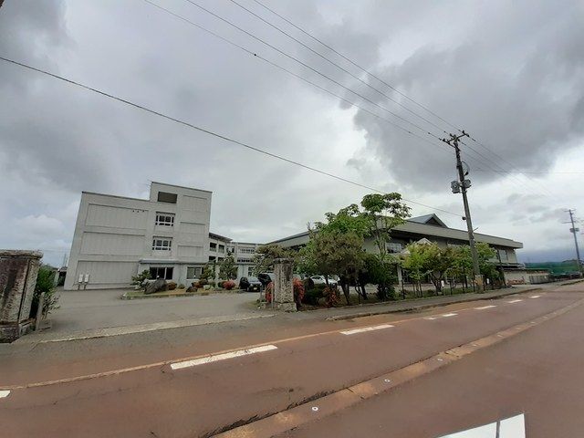 ＪＲ弥彦線 燕駅 バス乗車時間：10分 最寄りバス停で下車 徒歩3分 2階建 築9年の周辺写真