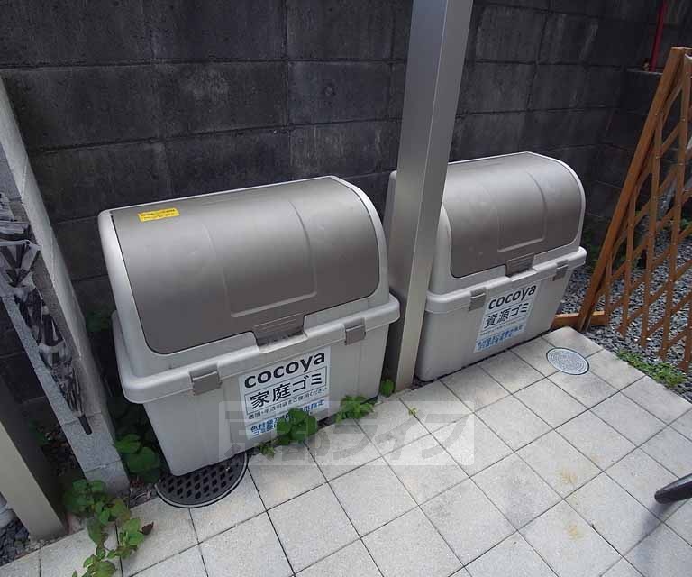 その他　ごみボックスですので荒らされる心配もありません