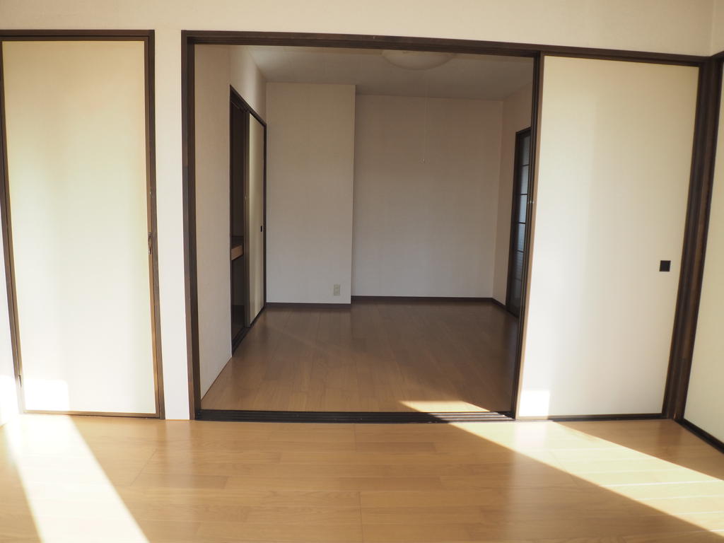 居室・リビング　和室から　洋室変更済み