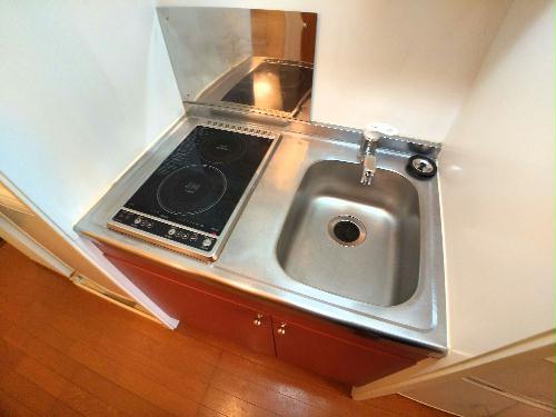 キッチン　一人暮らしにピッタリの機能的なシンク
