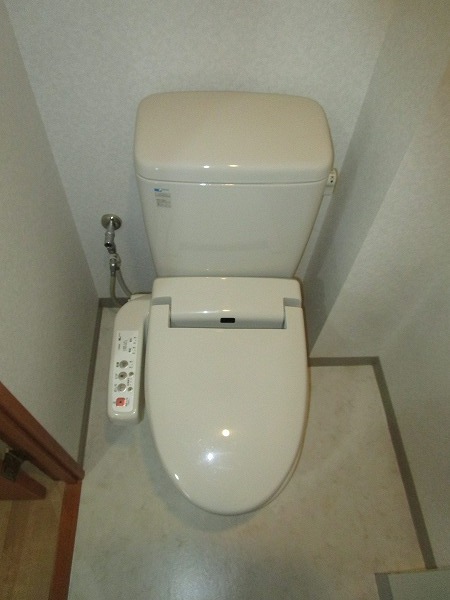 広島高速交通アストラムライン 大塚駅 徒歩23分 8階建 築22年のトイレ写真