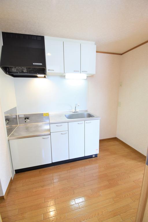 ＪＲ山陽本線 宮内串戸駅 徒歩28分 2階建 築25年のキッチン写真
