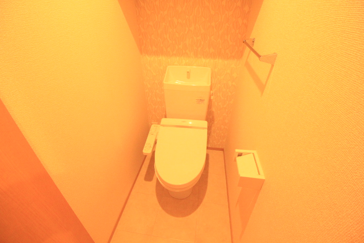 トイレ　温水洗浄便座☆