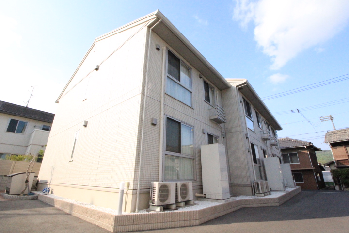 建物外観　児島下の町2丁目の2LDKアパート☆人気の重層長屋☆