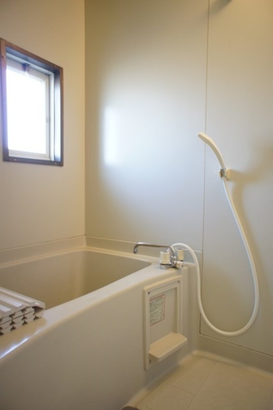 バス・シャワールーム　図面と現状に相違がある場合には現状を優先