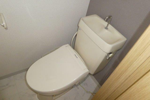 トイレ　ウォシュレット