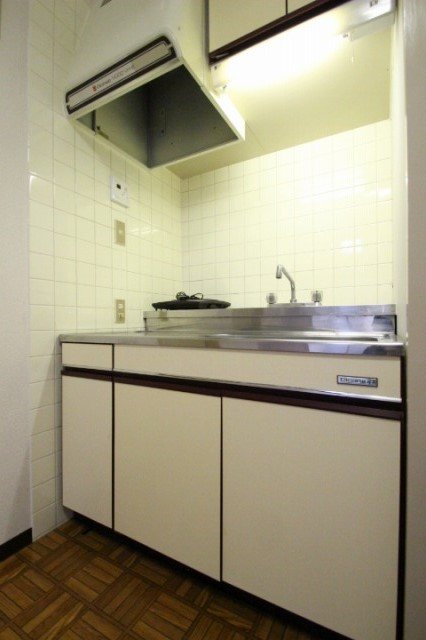 キッチン　同物件、別号室写真
